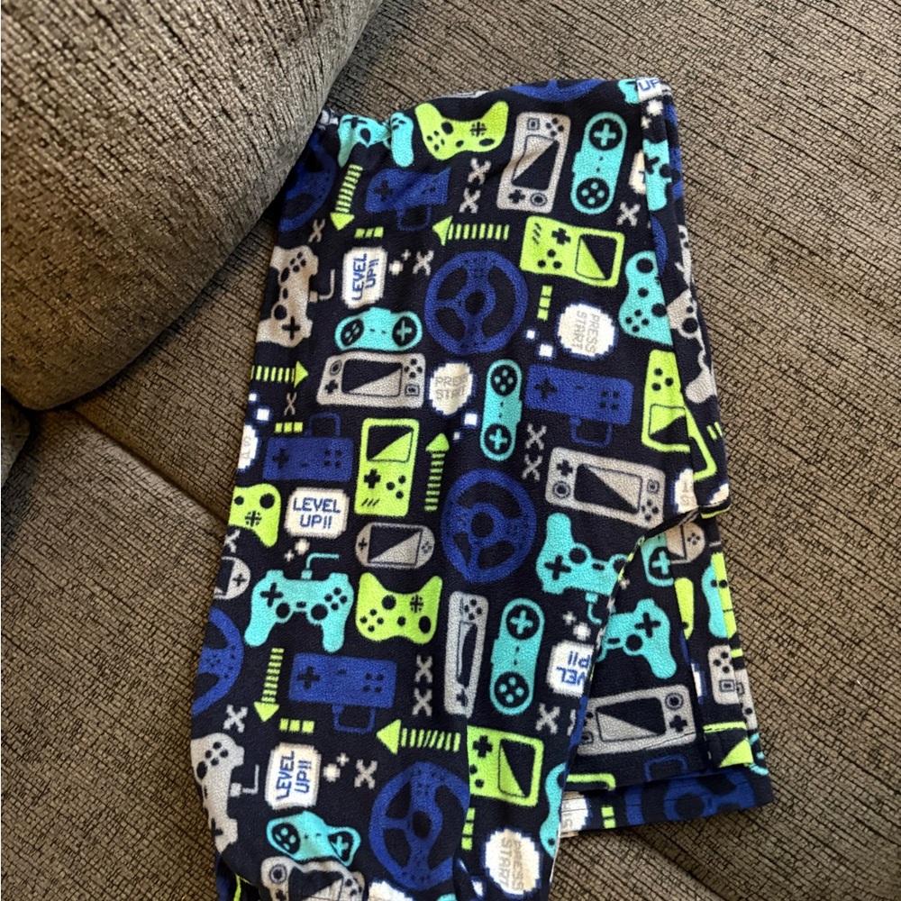 Gamer Print Fleece Throw Blanket - Navy, Lime & Teal